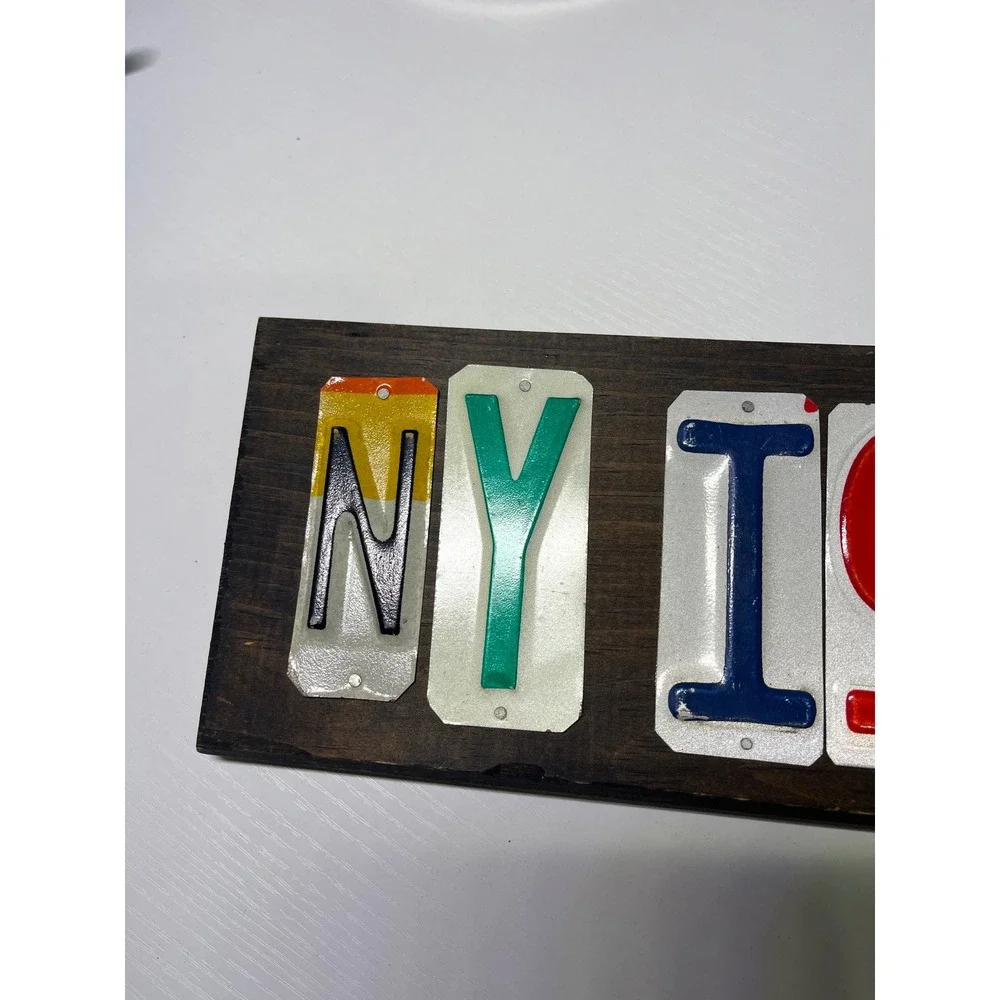 NY Islanders License Plate Wall Art Wood Sign NHL Hockey Decor 18 Inch